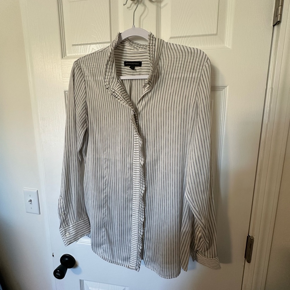 Banana republic striped Ruffle button down